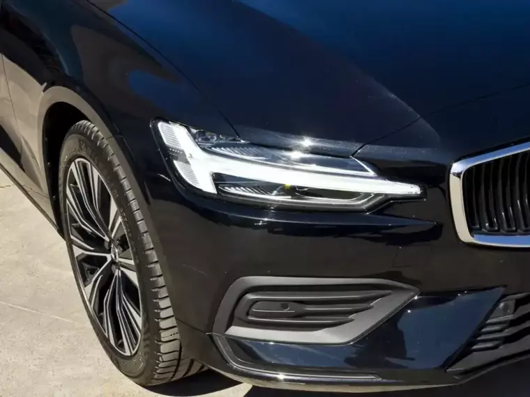 Volvo S60 B4 2023 Usado Usado en BMW Premium Selection Volvo S60 B4 2023 Usado Usado en BMW Premium Selection
