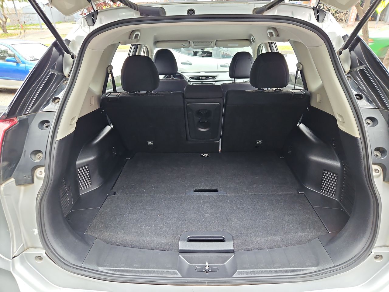 Nissan X-trail X Trail T32 Cvt 2.5 Aut 2023 Usado en Usados de Primera - Sergio Escobar