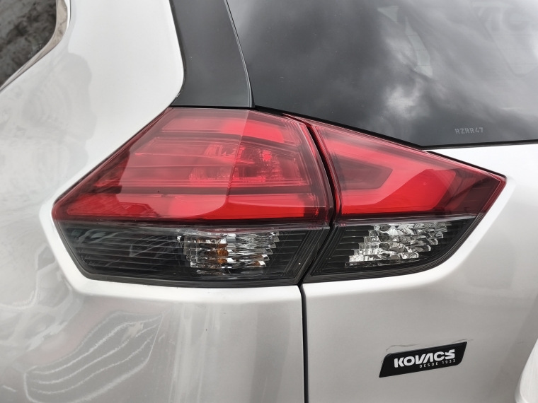 Nissan X-trail 2.5 Sense At 2022 Usado  Usado en Kovacs Usados