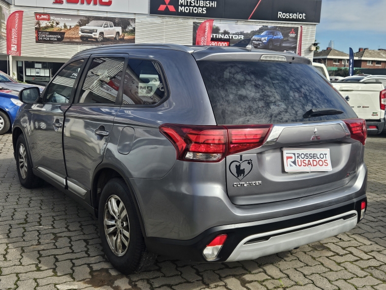 Mitsubishi Outlander Outlander 2.0 2021 Usado en Rosselot Usados