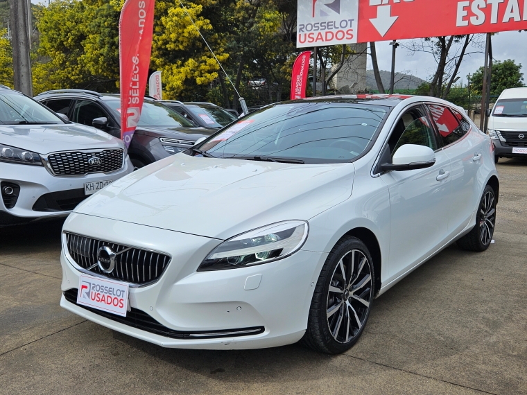 VOLVO V40 V40 T5 2.0 AT 2020