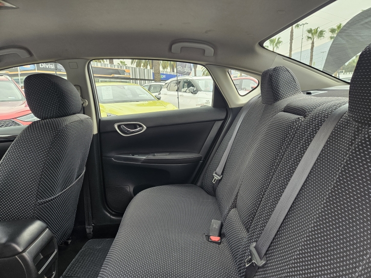 Nissan Sentra Sentra B17 1.8 2019 Usado  Usado en Kovacs Usados