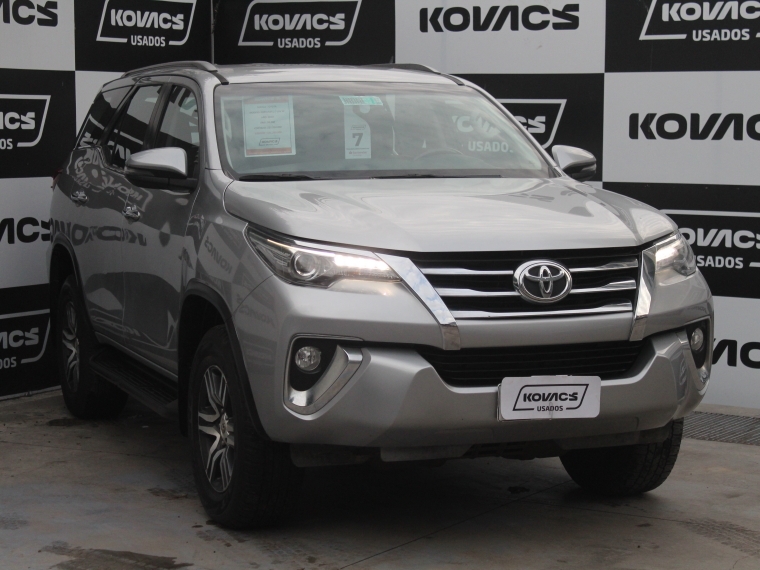 Toyota Fortuner Srv 4x4  2.7  Aut 2018 Usado  Usado en Kovacs Usados