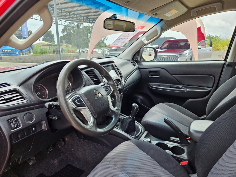 Mitsubishi L200 L200 D/c 2.4 Katana Crt 4x4 Special Pack 2023 Usado en Rosselot Usados