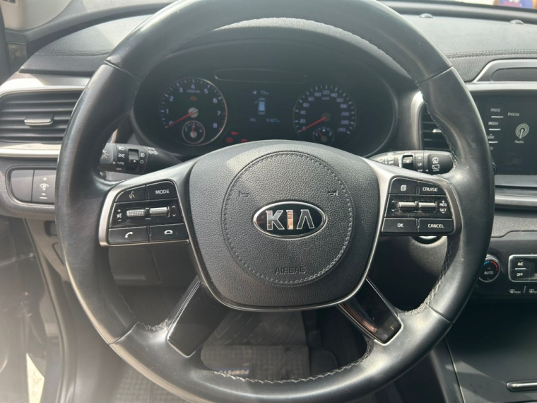 Kia Sorento Ex 2.4 Gsl 2wd 2020 Usado  Usado en Webautos.cl