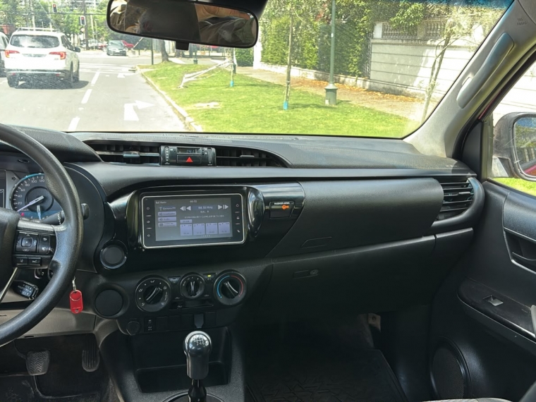 Toyota Hilux Dcab Dx 4X2 2.4Cc — foto 9 de 11