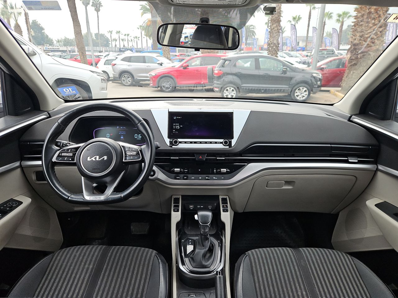 Kia Carens Carens Ex 1.4 Aut 2024 Usado en Usados de Primera - Sergio Escobar