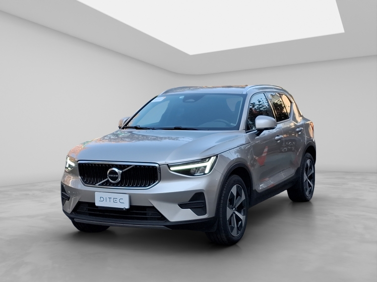 VOLVO XC40 B4 PLUS 2.0 AUT 2024