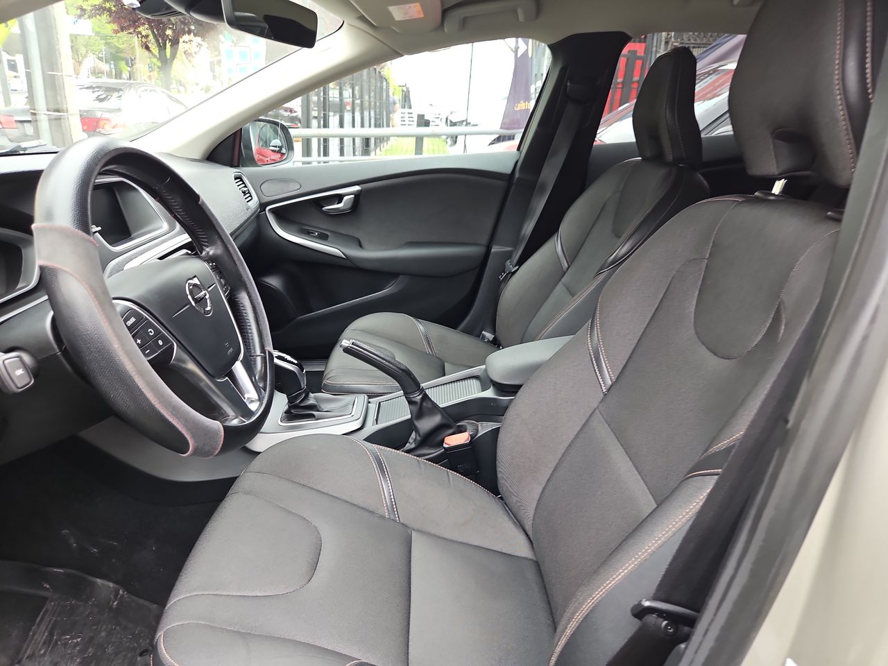 Volvo V40 V40 2018 Usado en Usados de Primera - Sergio Escobar