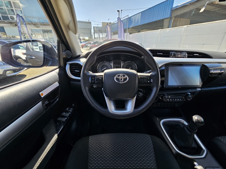 Toyota Hilux 2.4 Mt 2023 Usado  Usado en Kovacs Usados