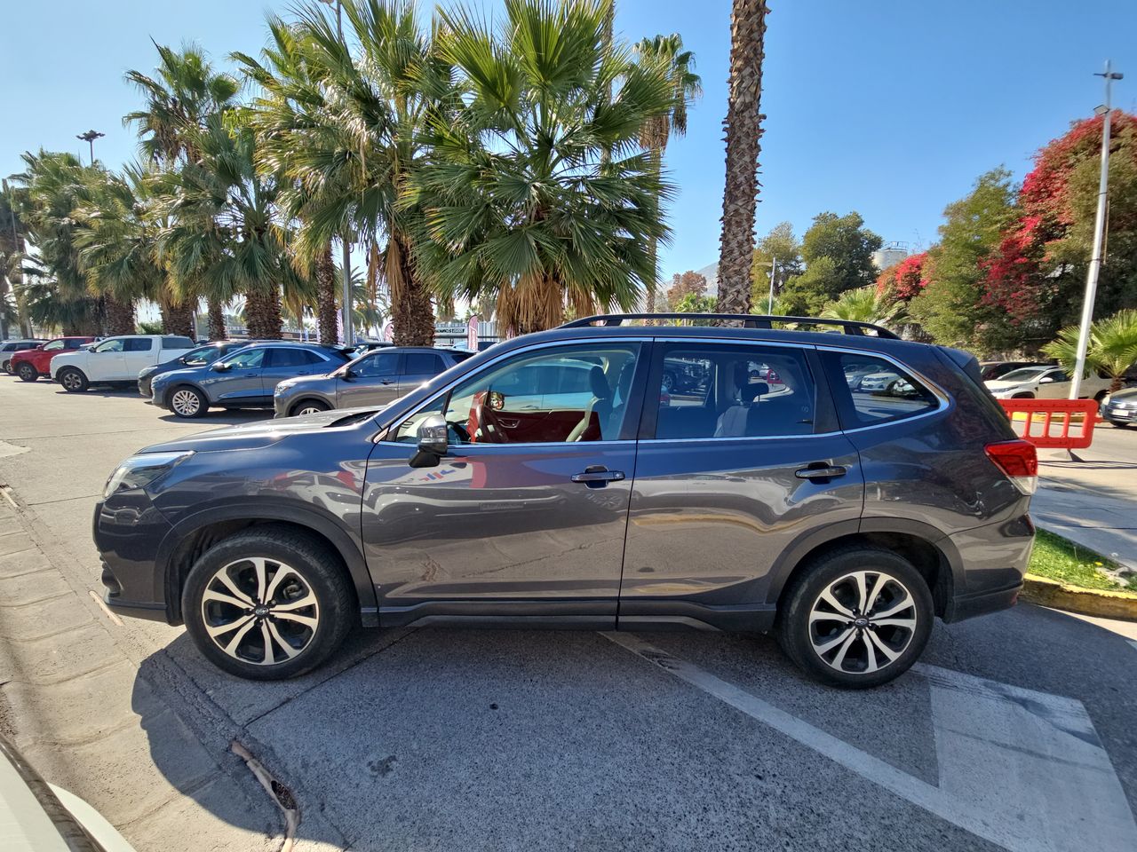 Subaru Forester Forester Cvt 4x4 2.5 Aut 2023 Usado en Usados de Primera - Sergio Escobar
