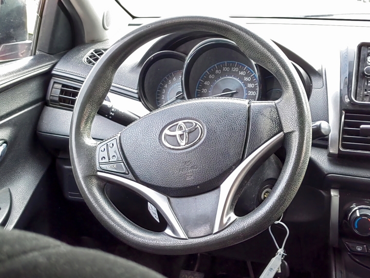 Toyota Yaris sedan Yaris Gli 1.5 Mec 2017 Usado en Rosselot Usados