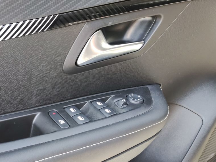 Peugeot 208 208 Allure Mhev 136 Edct 1.2 Aut 2025 Usado Usado en Webautos.cl Peugeot 208 208 Allure Mhev 136 Edct 1.2 Aut 2025 Usado Usado en Webautos.cl