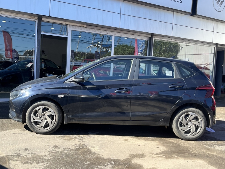 Hyundai I-20 — foto 2 de 22