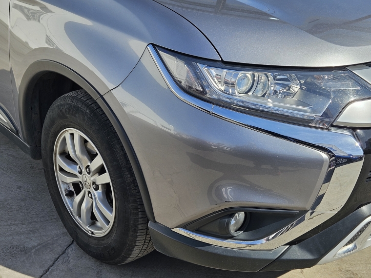 Mitsubishi Outlander Outlander Cvt 2.0 Aut 2019 Usado en Rosselot Usados