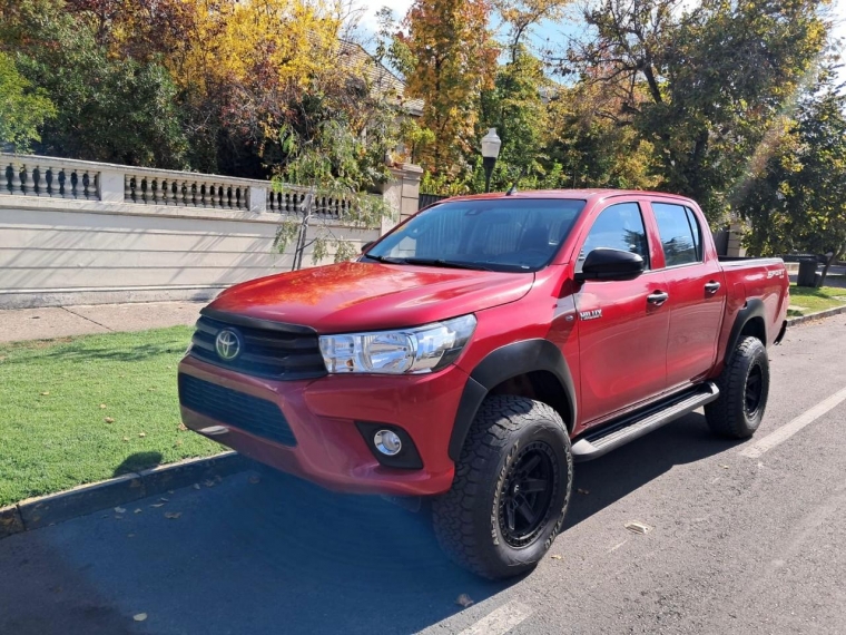 TOYOTA HILUX DX 4X4 2.4 - imagen 3