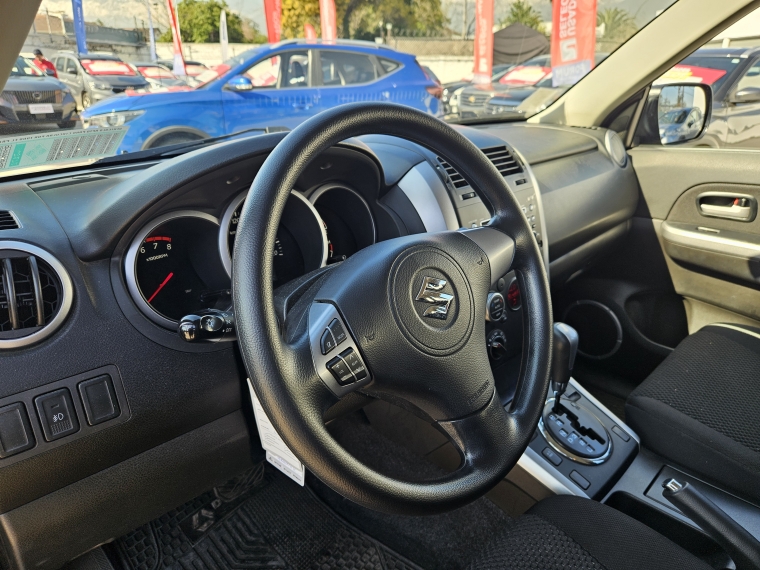 Suzuki Grand nomade Grand Nomade Glx 4x4 2.4 Aut 2012 Usado en Rosselot Usados