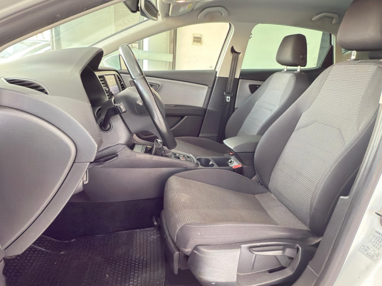 Seat Leon Style 1.4 Turbo 2020 Usado en Automotriz Olea Flaño