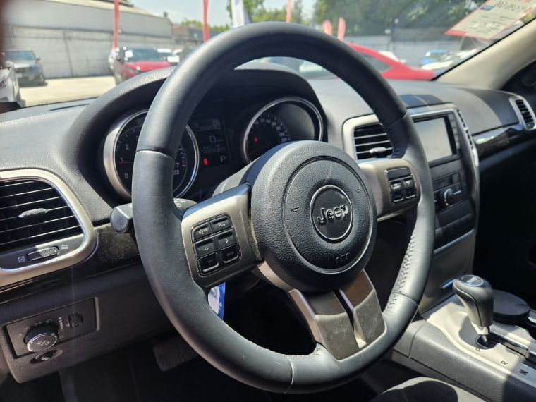 Jeep Grand cherokee laredo Grand Cherokee Laredo Sport 3.6 2013 Usado en Rosselot Usados