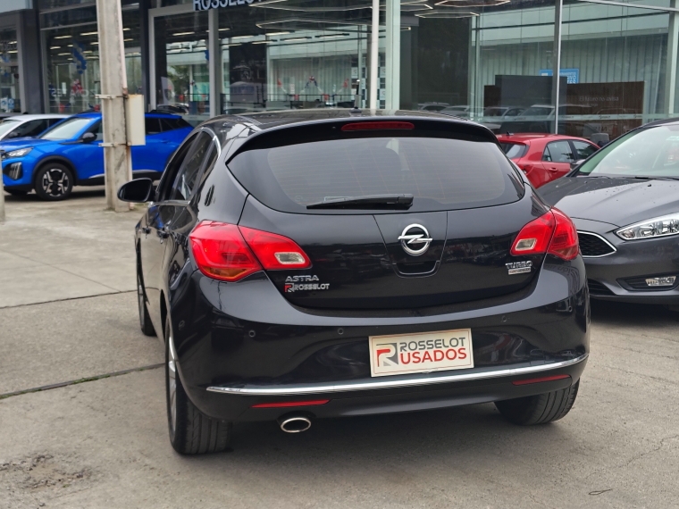 Opel Astra Astra Enjoy Hb 5 1.6 T At 2015 Usado en Rosselot Usados