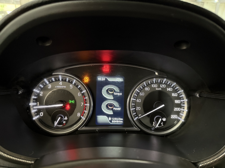 Suzuki Vitara Ii Glx 1.6l 5mt Ac 2021  Usado en Grass & Arueste