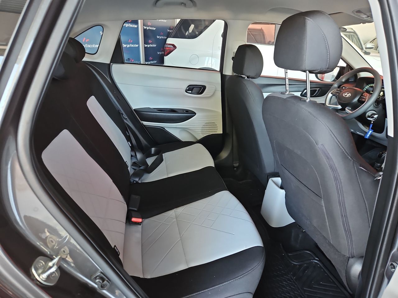 Hyundai I-20 I20 B13 Mpi 1.4 Aut 2024 Usado en Usados de Primera - Sergio Escobar
