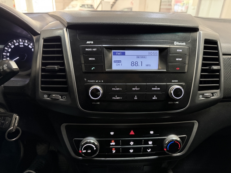 Ssangyong Grand musso Glx 2.2l 6mt 4x2 2022  Usado en Grass & Arueste