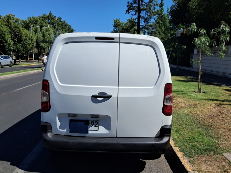 Peugeot Partner Hdi 92hp 1.6 2022  Usado en GT Autos