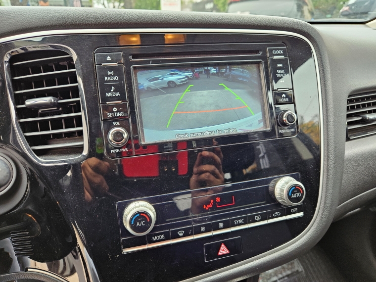 Mitsubishi Outlander Outlander Cvt 2.0 Aut 2023 Usado en Rosselot Usados