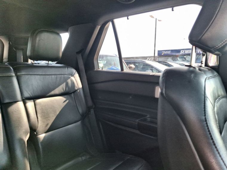 Ford Explorer Explorer 2.0l 4x2 Limited 2021 Usado  Usado en Webautos.cl