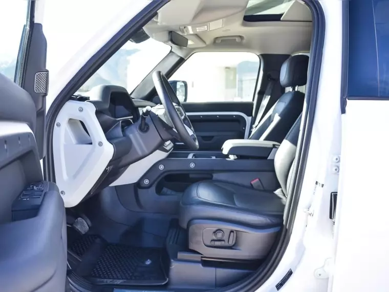 Land rover Defender 110 X-dynamic S 2024 Usado Usado en Webautos.cl Land rover Defender 110 X-dynamic S 2024 Usado Usado en Webautos.cl