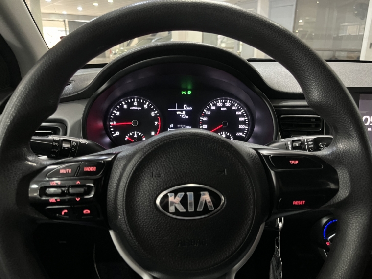 Kia Rio 4 Ex 1.4l 6mt Full 2019  Usado en Grass & Arueste Usados