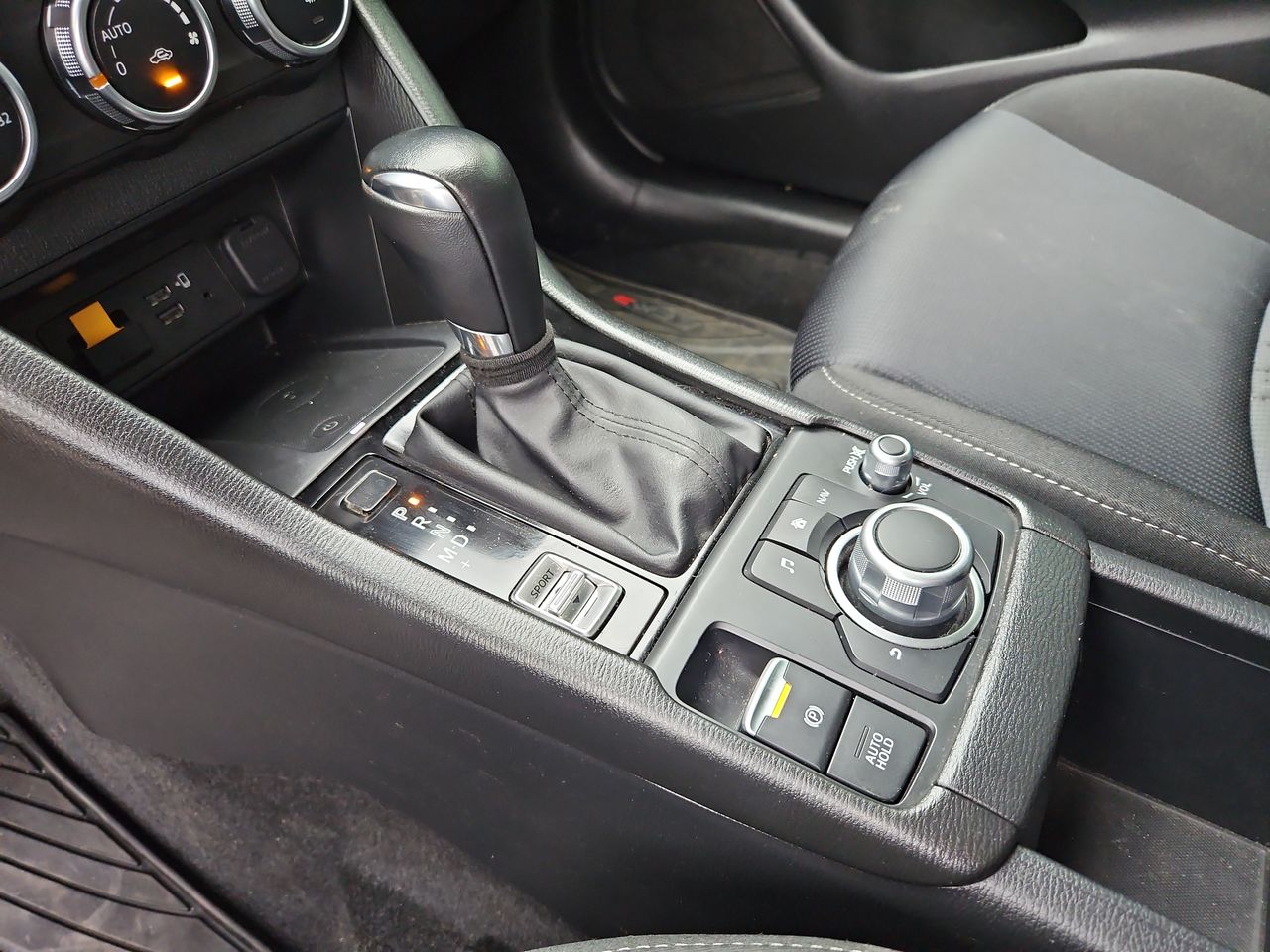 Mazda Cx-3 Cx3 2.0 Aut 2023 Usado en Usados de Primera - Sergio Escobar