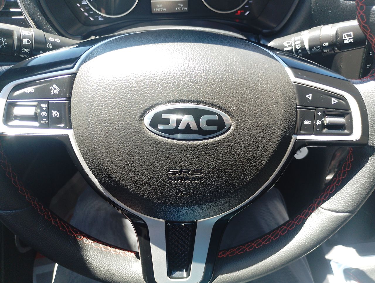 Jac Js2 Js2 Hatchback 1.5 2023 Usado Usado en Webautos.cl Jac Js2 Js2 Hatchback 1.5 2023 Usado Usado en Webautos.cl