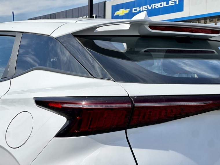 Omoda C5 — foto 8 de 19