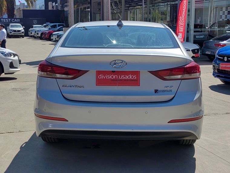 Hyundai Elantra Elantra Gls 1.6 2017 Usado en Rosselot Usados
