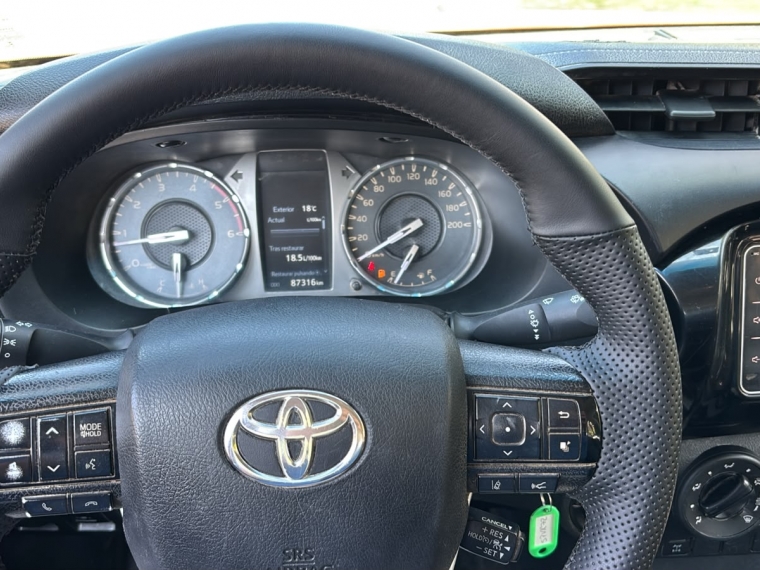 TOYOTA HILUX  Dcab DX 4x4 2.4cc - imagen 14