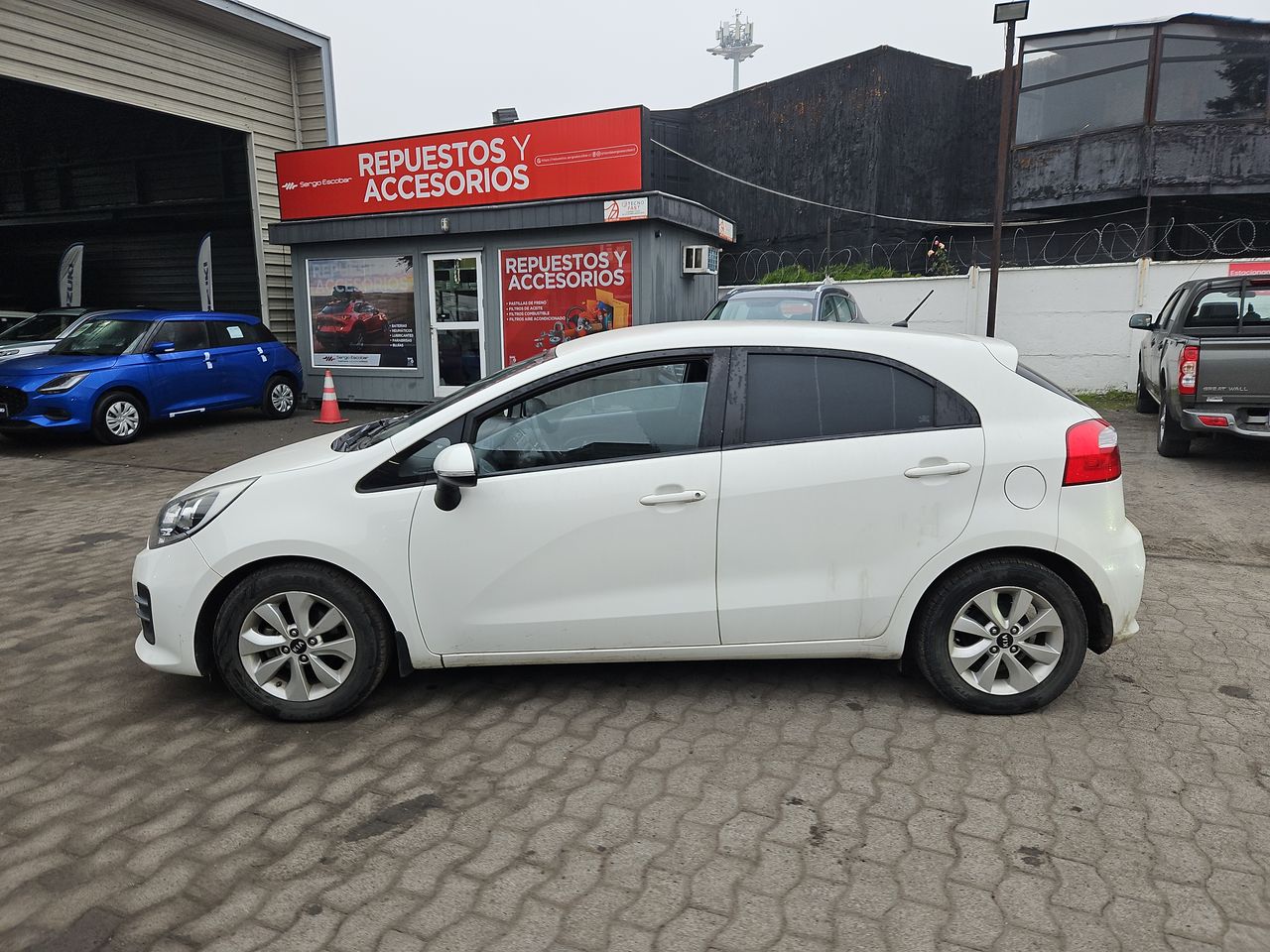Kia Rio 5 Rio 5 Ex 1.4 2015 Usado en Usados de Primera - Sergio Escobar