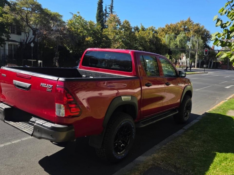 Toyota Hilux Dx 4x4 2.4 2022  Usado en Autos