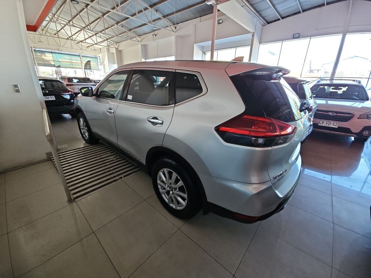 Nissan X-trail X Trail Sense 2.5 Aut 2019 Usado en Usados de Primera - Sergio Escobar