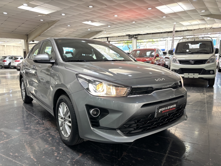 Kia Rio 4 Ex 1.4l 6mt Ri Full 2023  Usado en Grass & Arueste