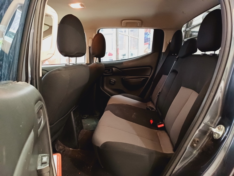 Mitsubishi Katana L200 D/c 2.4 Katana Crm 4x4 Special Pack 2021 Usado en Rosselot Usados