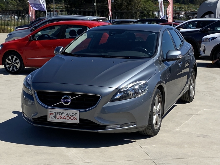 VOLVO V40 V40 D2 MEC 1.6 COMFORT 2015