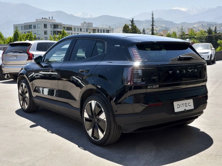 Volvo Ex30 0.0 E40 Core At Electrico 2025 Usado  Usado en Webautos.cl