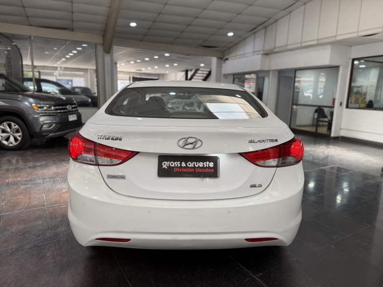 Hyundai Elantra Gls 1.8 Aut 2014 Usado Usado en Webautos.cl Hyundai Elantra Gls 1.8 Aut 2014 Usado Usado en Webautos.cl