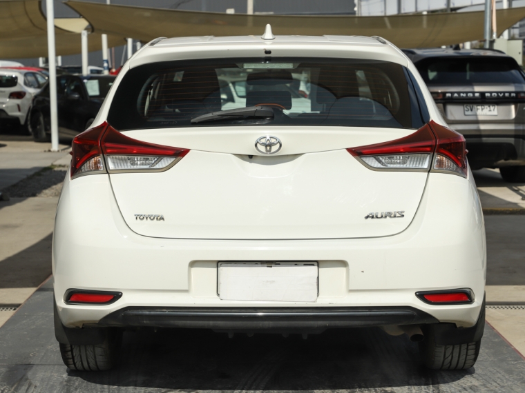 Toyota Auris Lei 1.6 2018  Usado en Guillermo Morales Usados