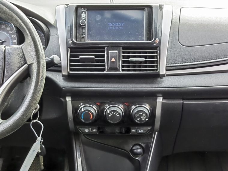 Toyota Yaris sedan Yaris Gli 1.5 Mec 2017 Usado en Rosselot Usados