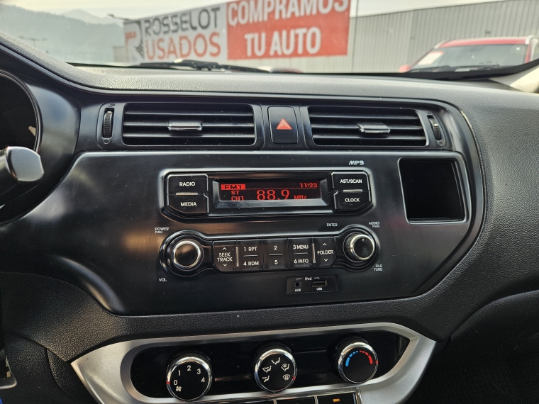 Kia Rio 4 Rio 4 Ex 1.4 2014 Usado  Usado en Webautos.cl