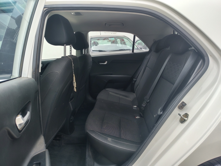 Kia Rio 5 Rio 5 Ex 1.4 2020 Usado en Rosselot Usados