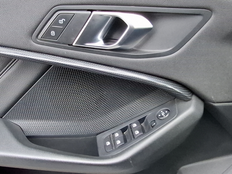Bmw 118 I Dynamic 2020 Usado Usado en BMW Premium Selection Bmw 118 I Dynamic 2020 Usado Usado en BMW Premium Selection
